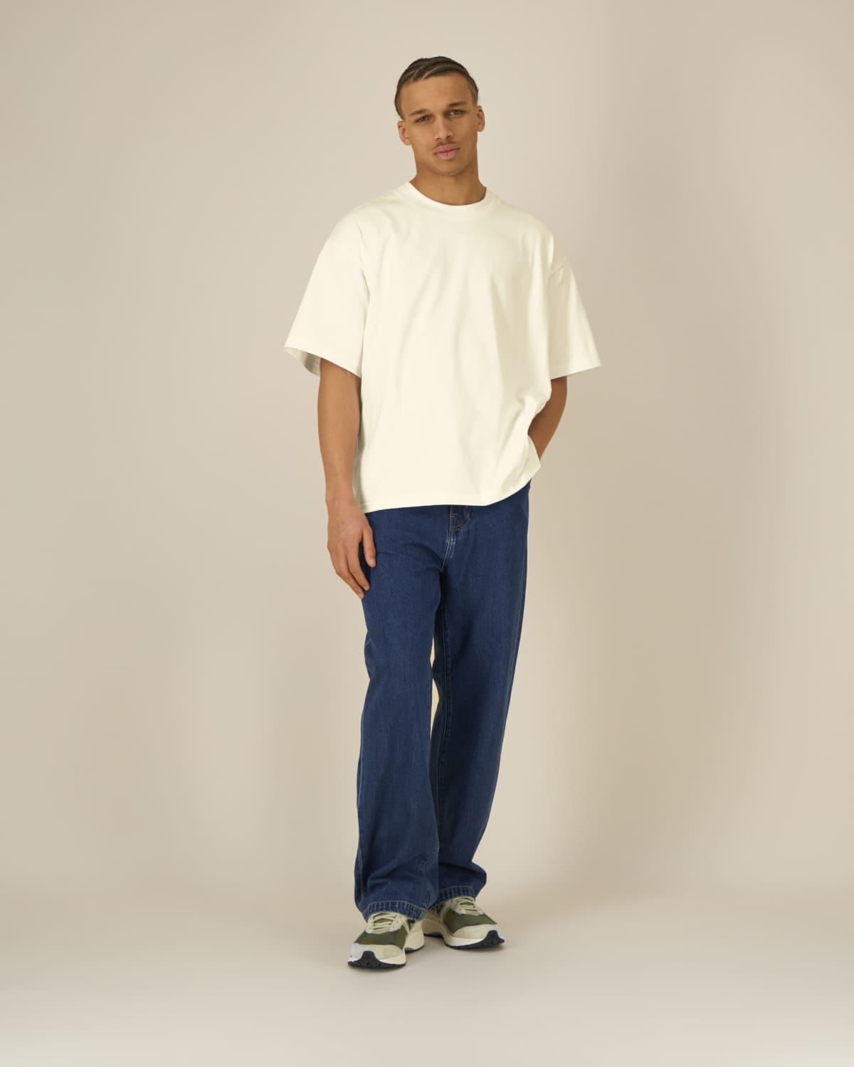 Asher_Cream_Studio_Front_Principal_0.jpg