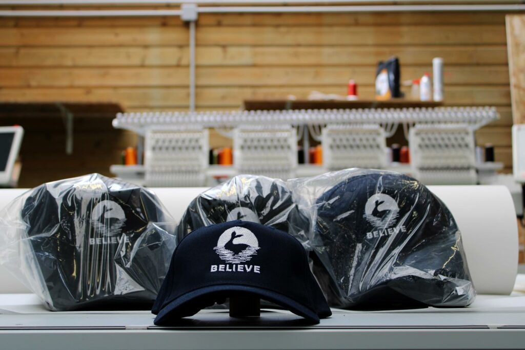 Casquette brodée BELIEVE
